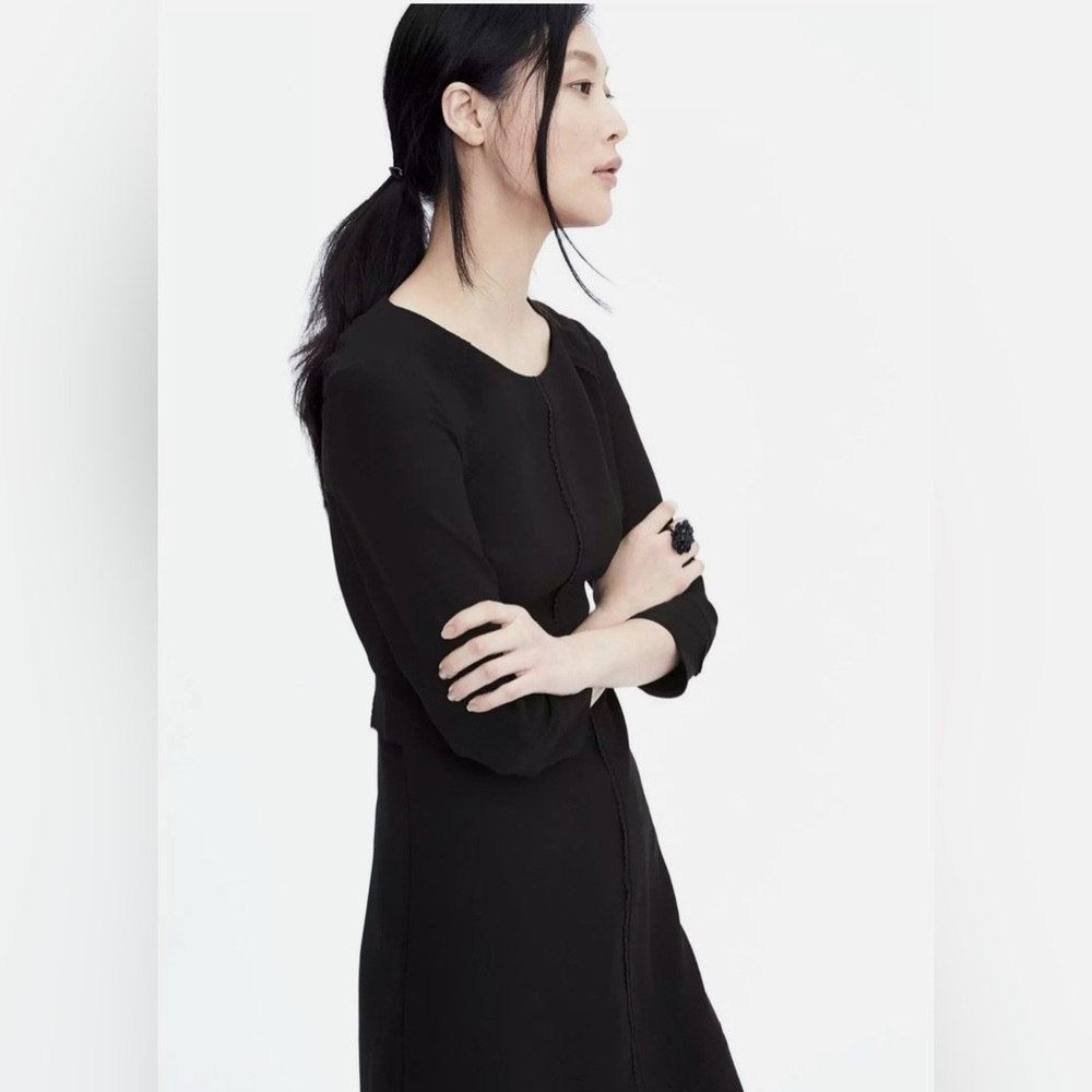 Banana Republic Laser Cut Detailed Dress in Black